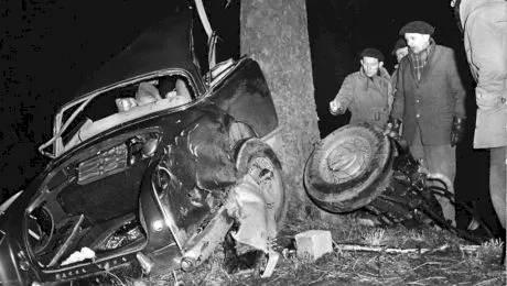 Hilar! Cum a murit Albert Camus într-un accident rutier cu biletul de tren nefolosit în buzunar?