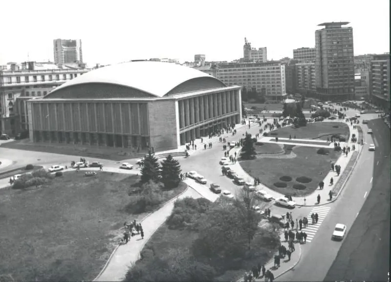 Cel mai comunist loc în care poți asista la un concert: Sala Palatului. Povestea Sălii Palatului. Când și cum a fost construită?