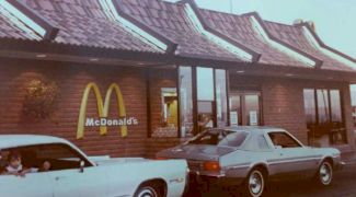 Cum arăta primul restaurant McDonald’s cu drive-through?