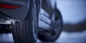 Riscurile utilizării anvelopelor uzate sau nepotrivite