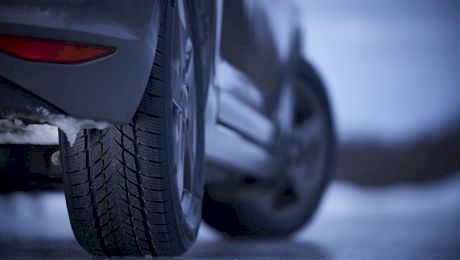 Riscurile utilizării anvelopelor uzate sau nepotrivite