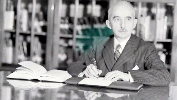 Cum a reușit Turcia, complet înconjurată de state beligerante, să rămână neutră în cea mai mare parte a celui de-al Doilea Război Mondial?