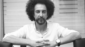 Momentul de care s-ar rușina Vlad Craioveanu. Cum hărțuiește femeile pe stradă! | VIDEO