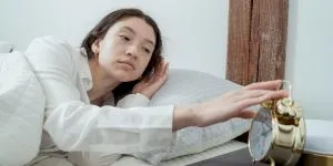 Obiceiuri banale care îți distrug sănătatea