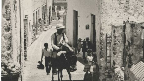 Cum arăta insula Santorini înainte să devină un obiectiv turistic?