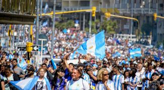 În 1780, 37% din populația Argentinei era de culoare. Astăzi, argentinieni de culoare sunt sub 1%. Ce s-a întâmplat cu populația de culoare?