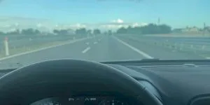 Românii nu știu să meargă pe autostradă. 5 greșeli pe care le fac conducătorii auto pe autostrăzi
