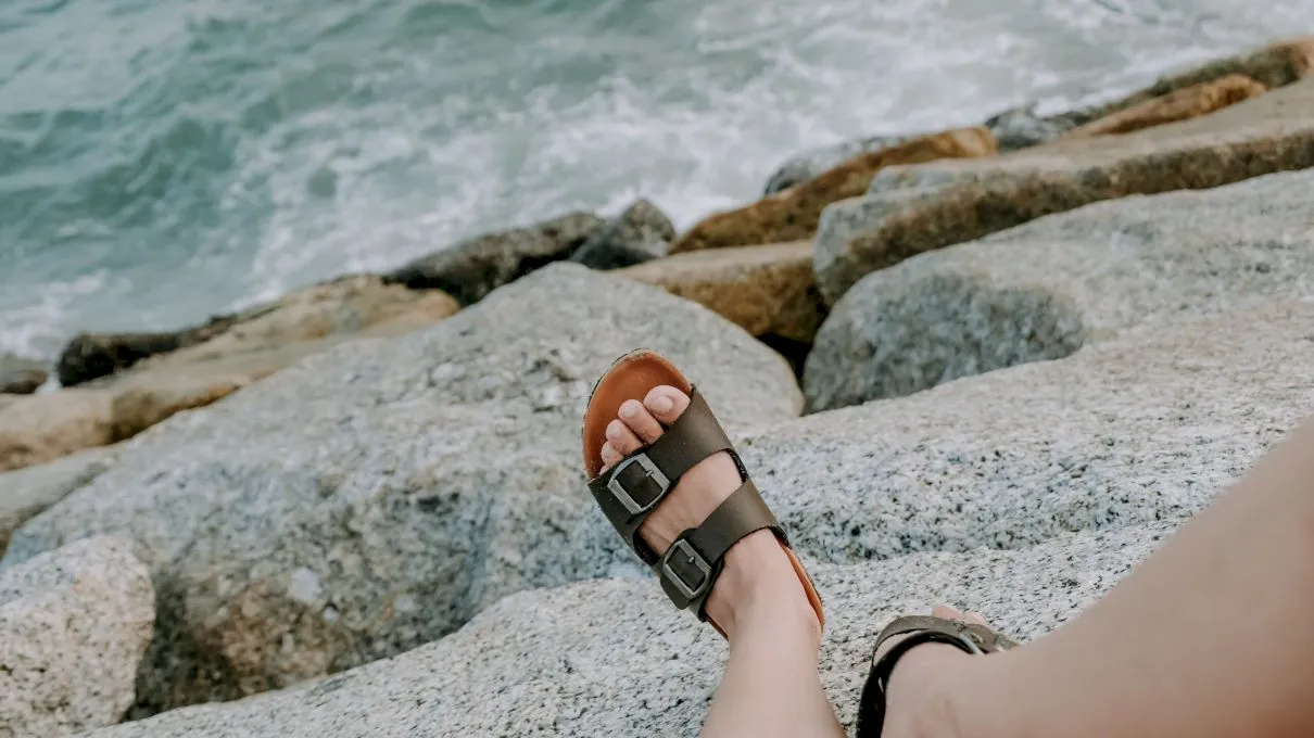 Care este povestea papucilor Birkenstock, de la un produs catalogat ca fiind „urât” la un trend mondial?