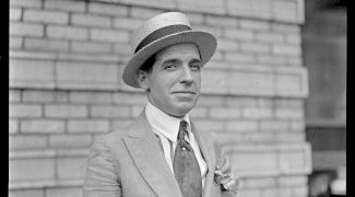 Ce este schema Ponzi și de ce se numește astfel? Cine a fost Charles Ponzi?