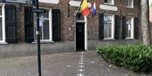 Coșmarul cartografilor: Orașul unde schimbi țara când treci din bucătărie în dormitor