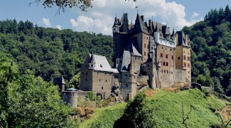 De ce, în Germania, sunt peste 20.000 de castele?